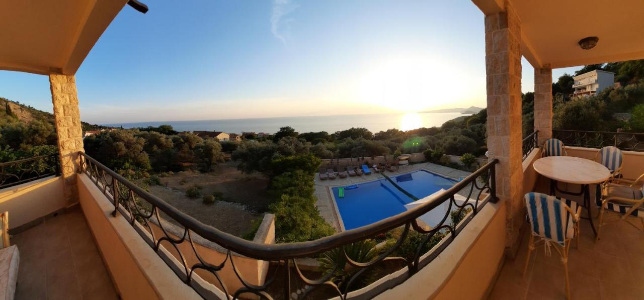 Villa Lipski Sveti Stefan Exterior photo